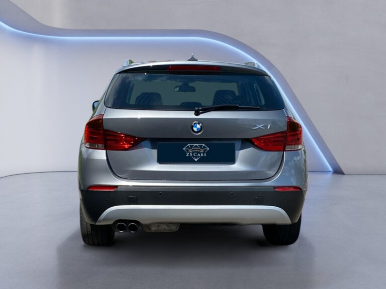 BMWX1GRS027394943_04_rear